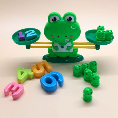 Набор обучающий Игра настольная Баланс + тетрадь для раскрашивания Пушистые зверушки